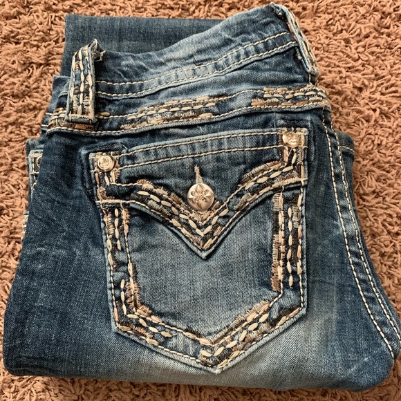 Miss Me jeans 💋 - Picture 1 of 5